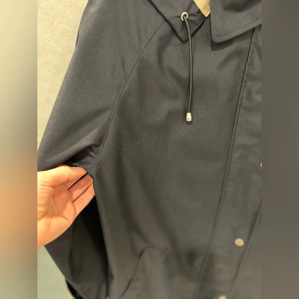 ✨ Authentic Burberry Coat ✨ - Women’s - Size: 6 - Picture 9 of 10